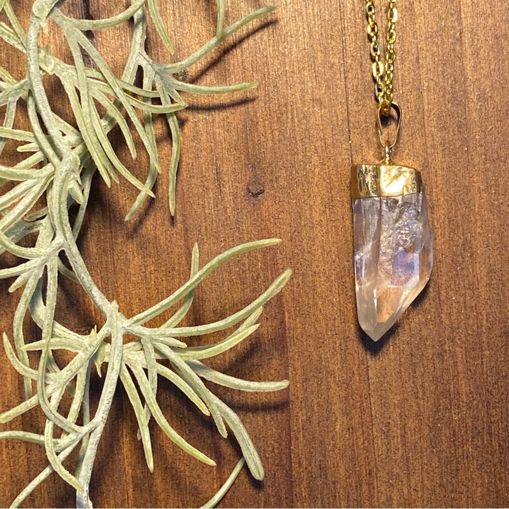 Clear Quartz Point Pendant Necklace